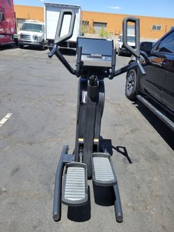 Nordictrack Stepclimber XL Elliptical - Open Box - NTEL16825